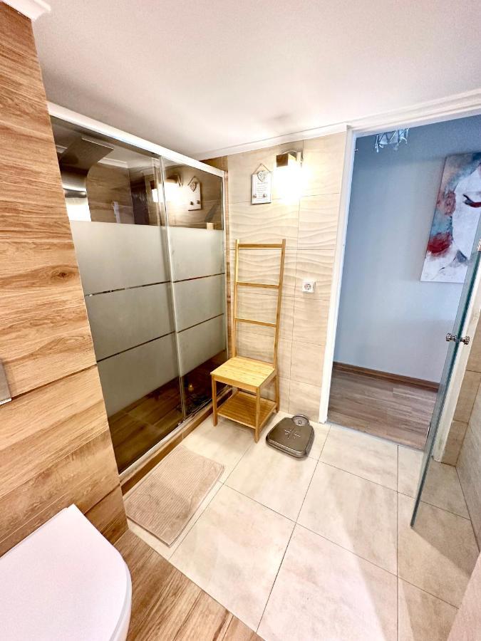 Cozy Apartment With Parking Near The City Center Афины Экстерьер фото