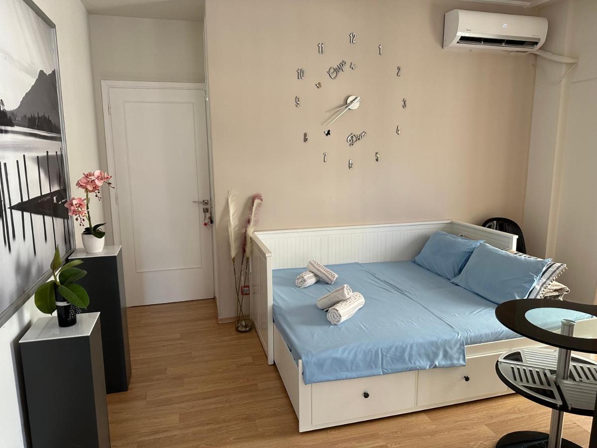 Cozy Apartment With Parking Near The City Center Афины Экстерьер фото