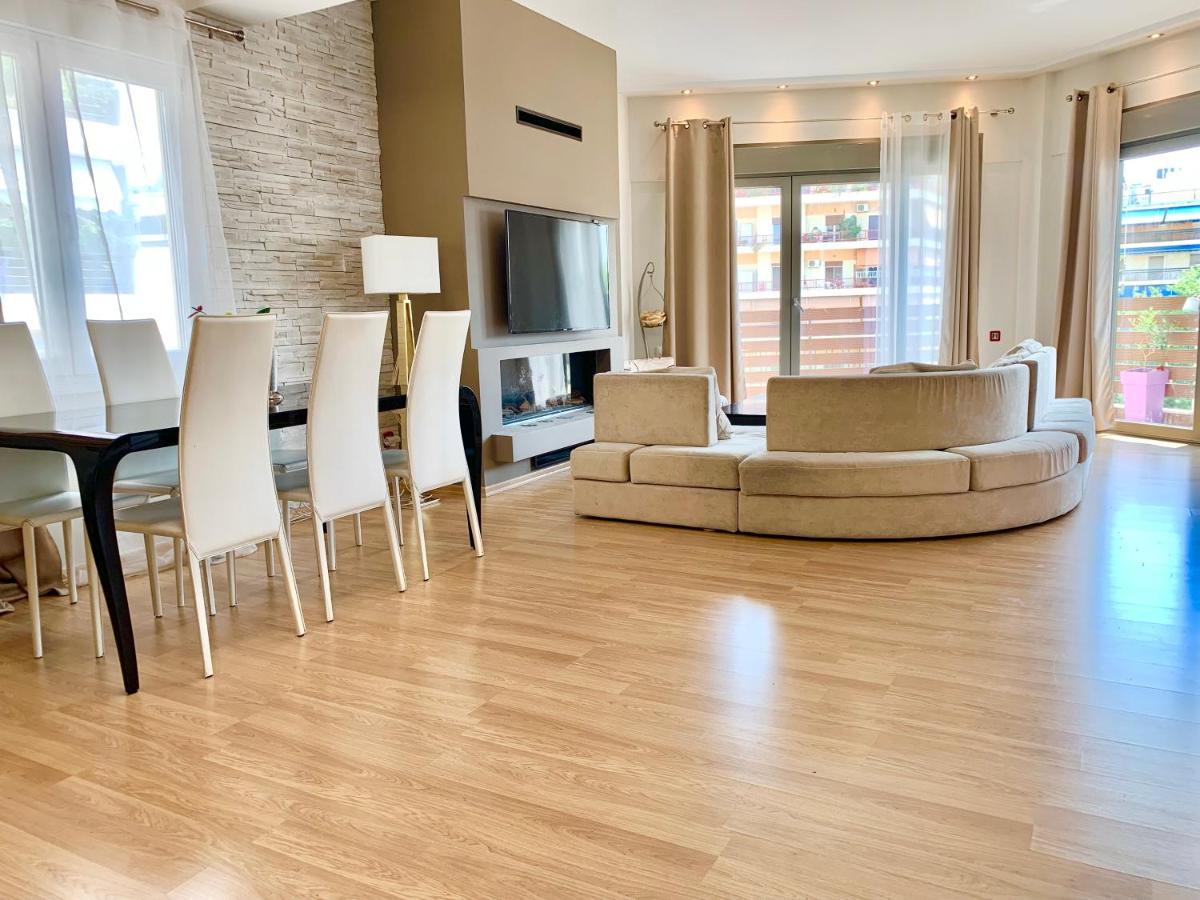 Cozy Apartment With Parking Near The City Center Афины Экстерьер фото
